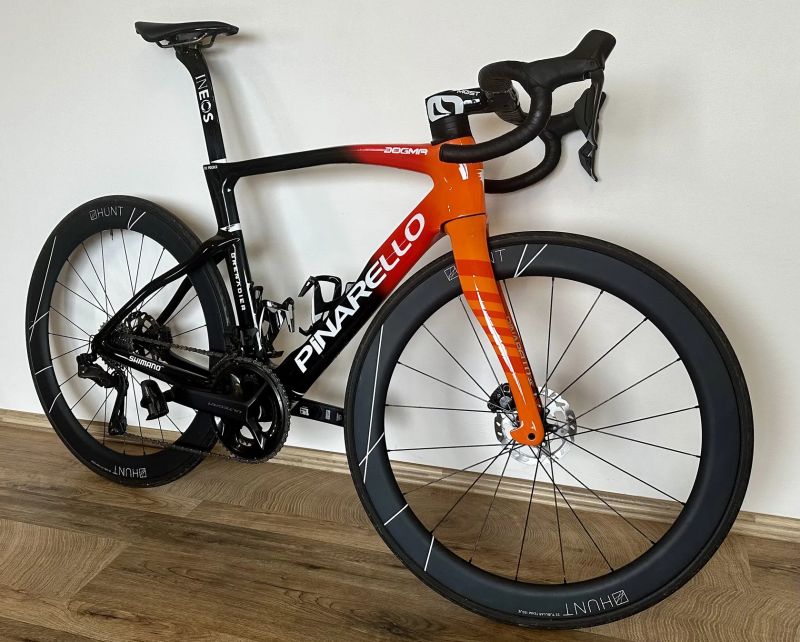 Pinarello Dogma F Ineos Grenadier