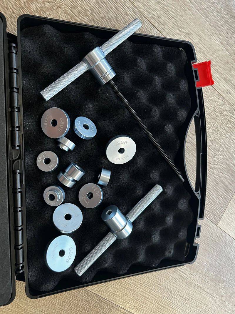 Sada na lisování ložisek TOP