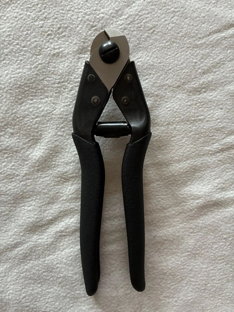 Kleště na bowdeny a lanka Force