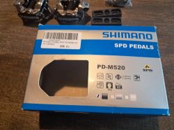 Shimano PD-M520 + kufry. Top stav!