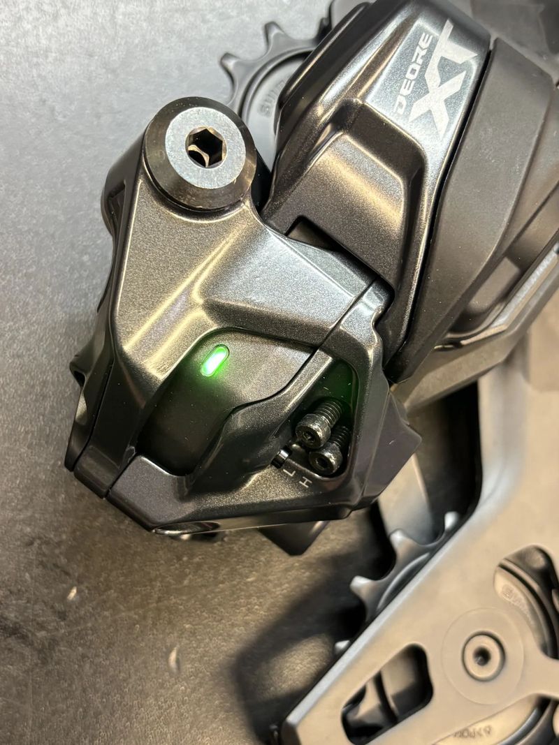 Shimano Deore XT M8250 Di2 upgrade kit -NOVÝ