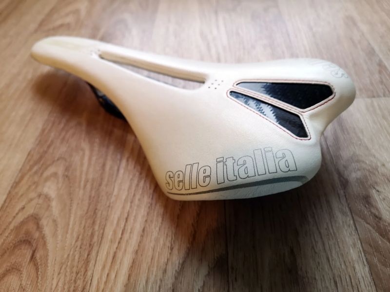 Selle Italia SLR Kit Carbonio Flow