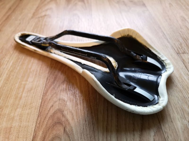 Selle Italia SLR Kit Carbonio Flow