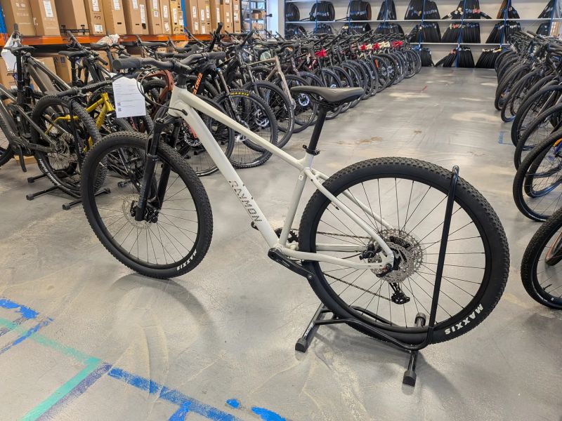 Raymon Nayta Ultra velikost L