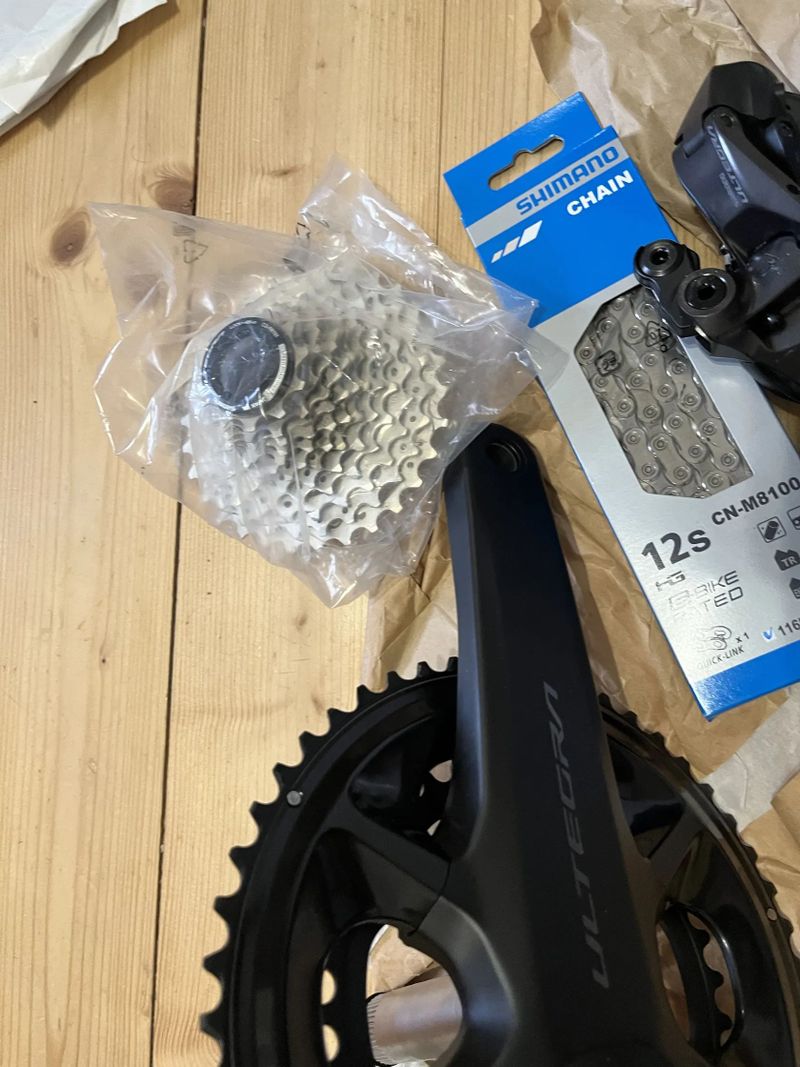 Sada Shimano Ultegra 2x12s Di2 typ 8170, hydraulika, NOVÁ