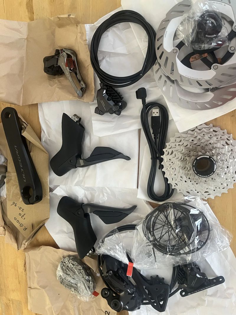 Sada Shimano Ultegra 2x12s Di2 typ 8170, hydraulika, NOVÁ