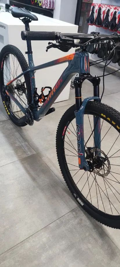 Prodám Author Modus 29 vel.19 