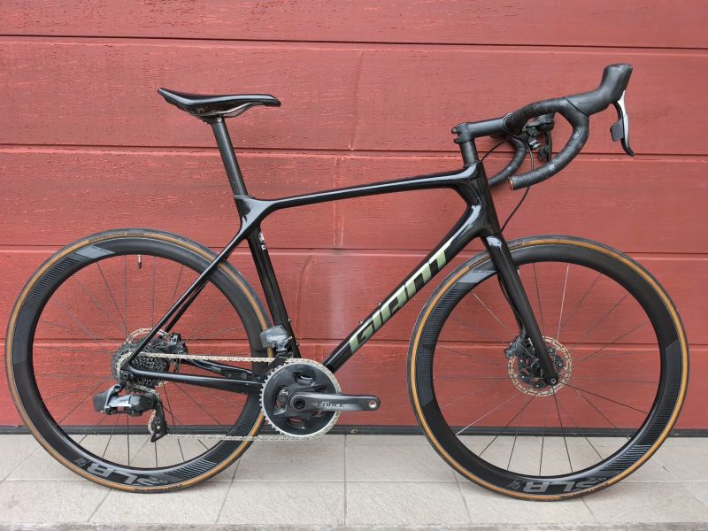 Giant TCR Sram Force AXS, karbonová kola SLR1