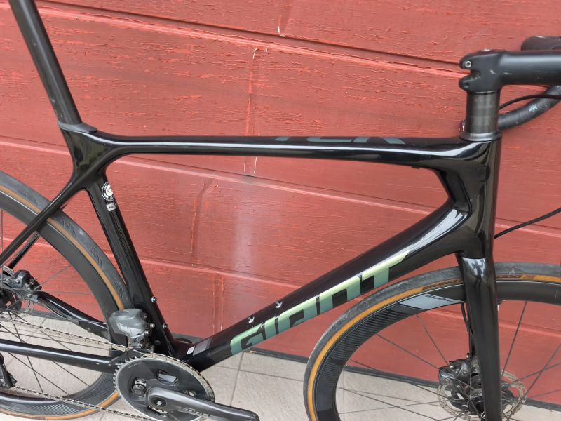 Giant TCR Sram Force AXS, karbonová kola SLR1