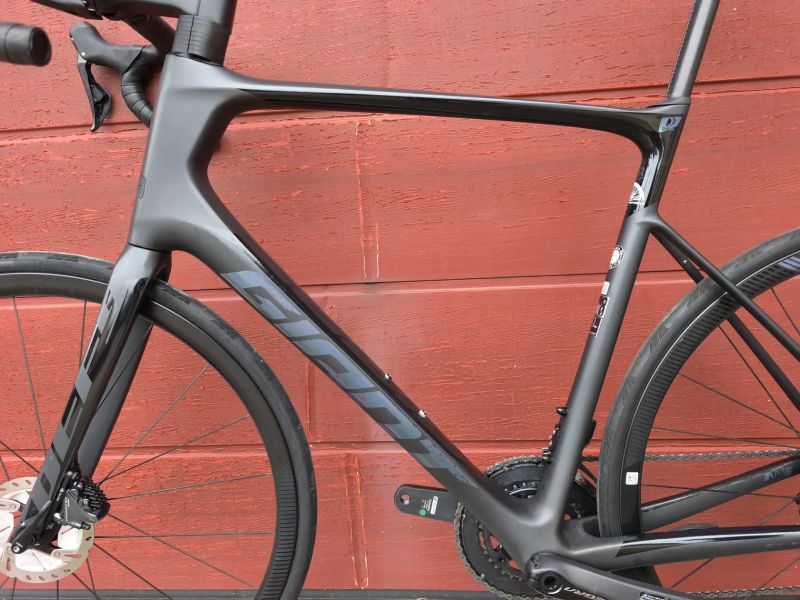 Giant Defy XL di2 2x11, karbonová kola