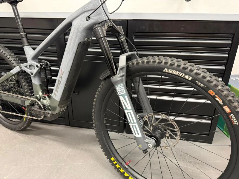 Trek Rail+ 9.7 GX AXS (M)