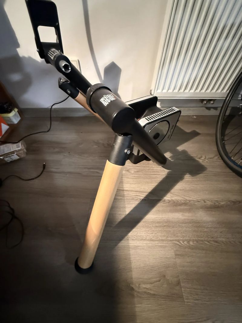 Cyklotrenažér Elite Tuo