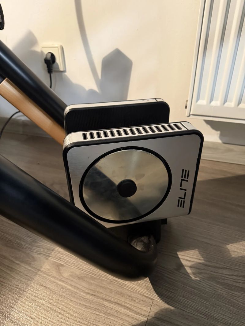 Cyklotrenažér Elite Tuo