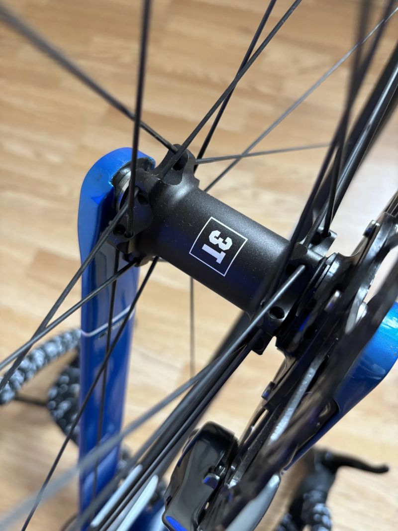 3T 3T Strada Pro Aero Road Bike