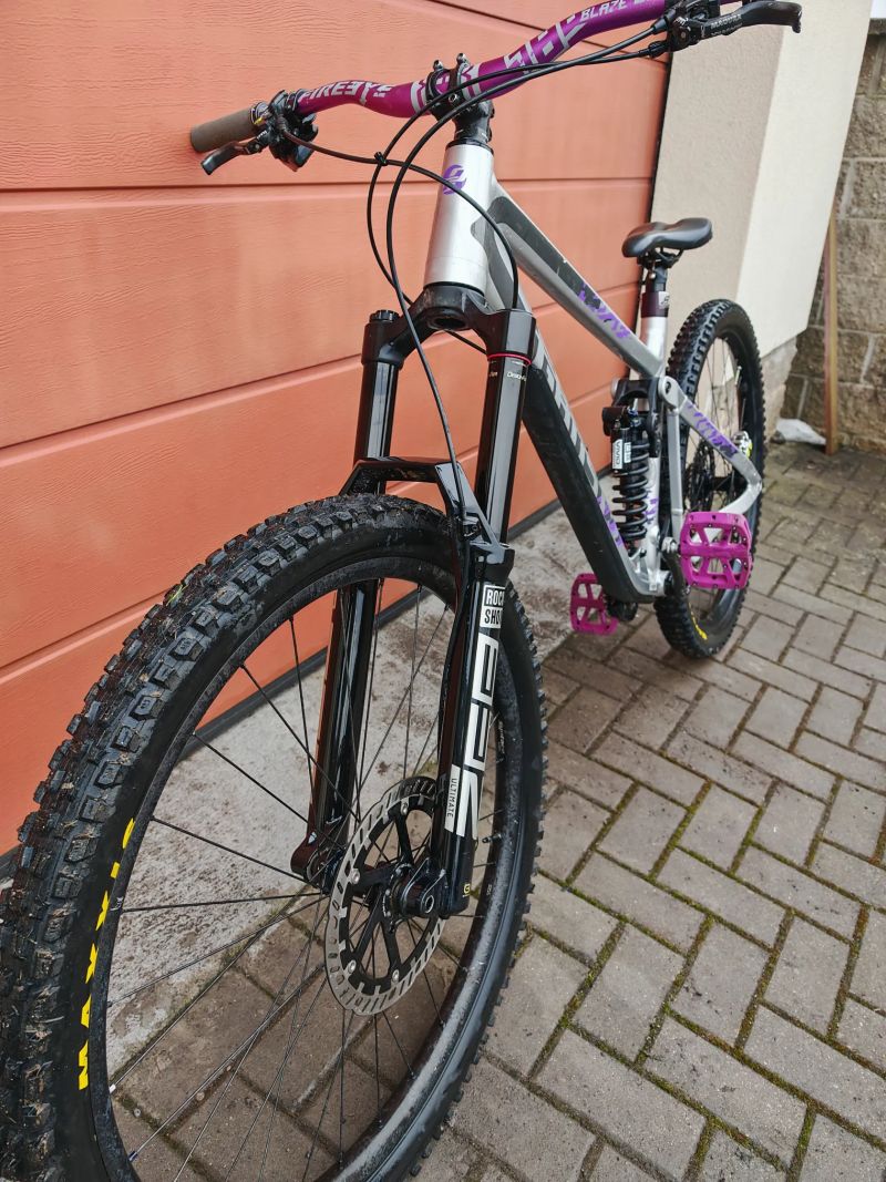 Ghost Riot Enduro - výměna DH