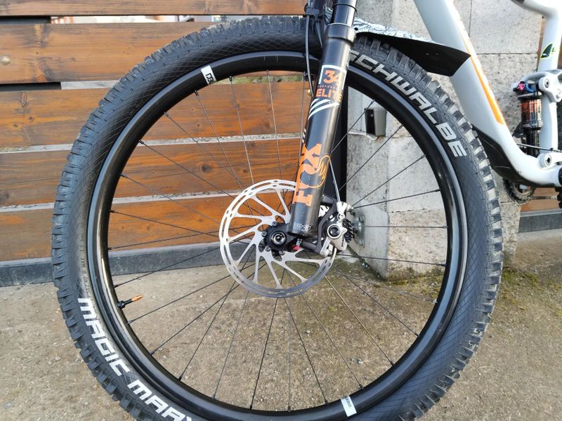 Giant Anthem advanced 1 2018