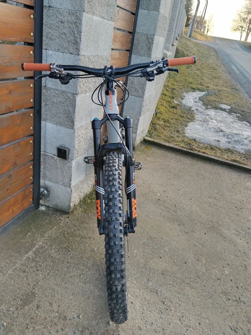 Giant Anthem advanced 1 2018