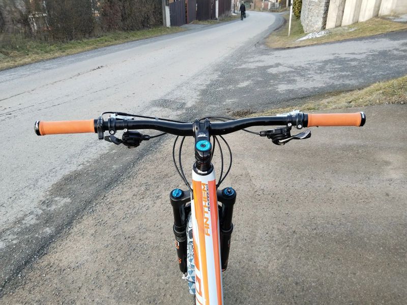 Giant Anthem advanced 1 2018