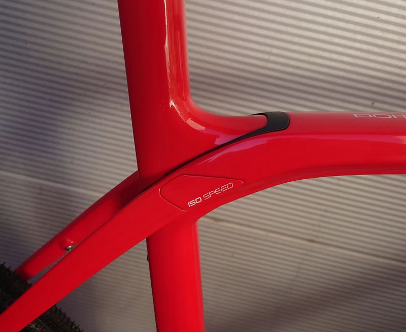 TREK MADONE / DOMANE SLR 6 DISC – SAGAFREDO (vel. 62)