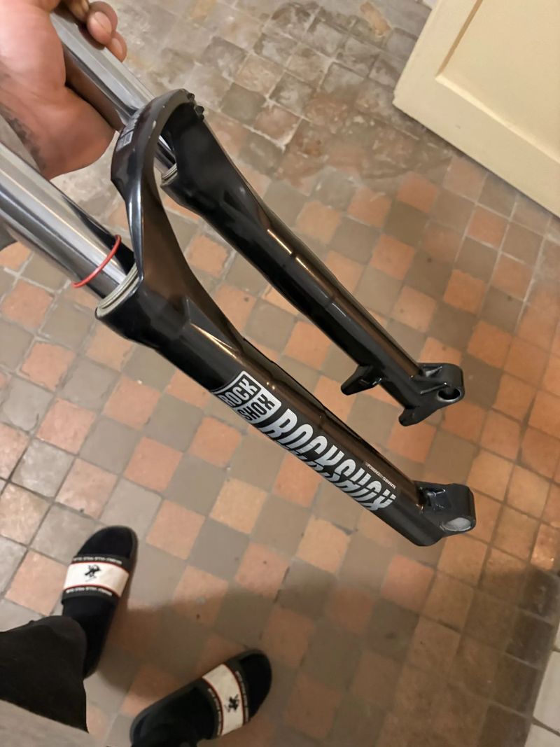 Rock Shox Bombere DH vidlice 