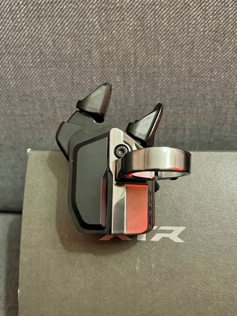 Řazení Shimano XTR Di2 SW-M9250