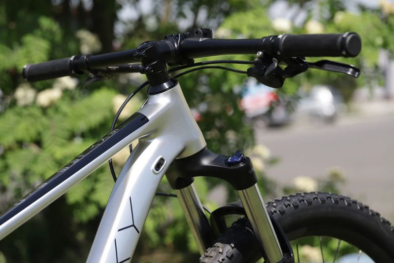 Prodám GALAXY SKYLAB 3.0 29" STŘÍBRNÝ 