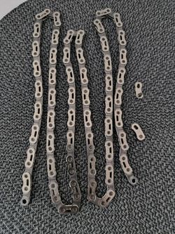 Řetěz Sram Rival E1 Flattop 108 článku včetně spojky 