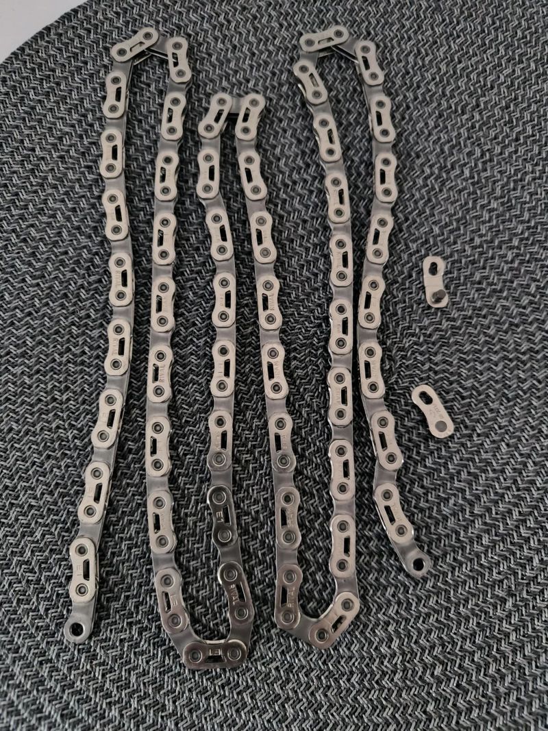 Řetěz Sram Rival E1 Flattop 108 článku včetně spojky 