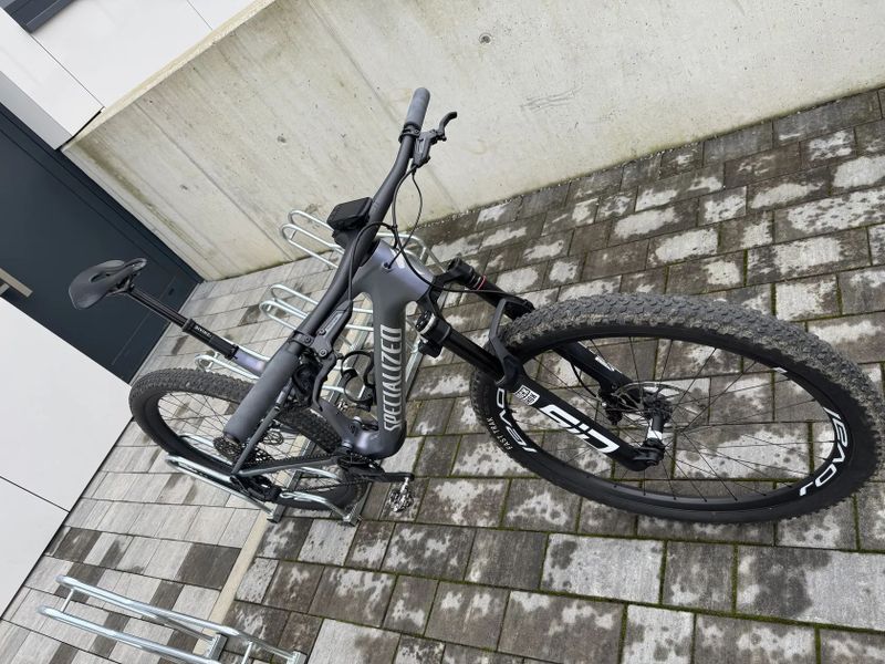 2026 Specialized Epic 8 Pro Flight Attendant vel. L