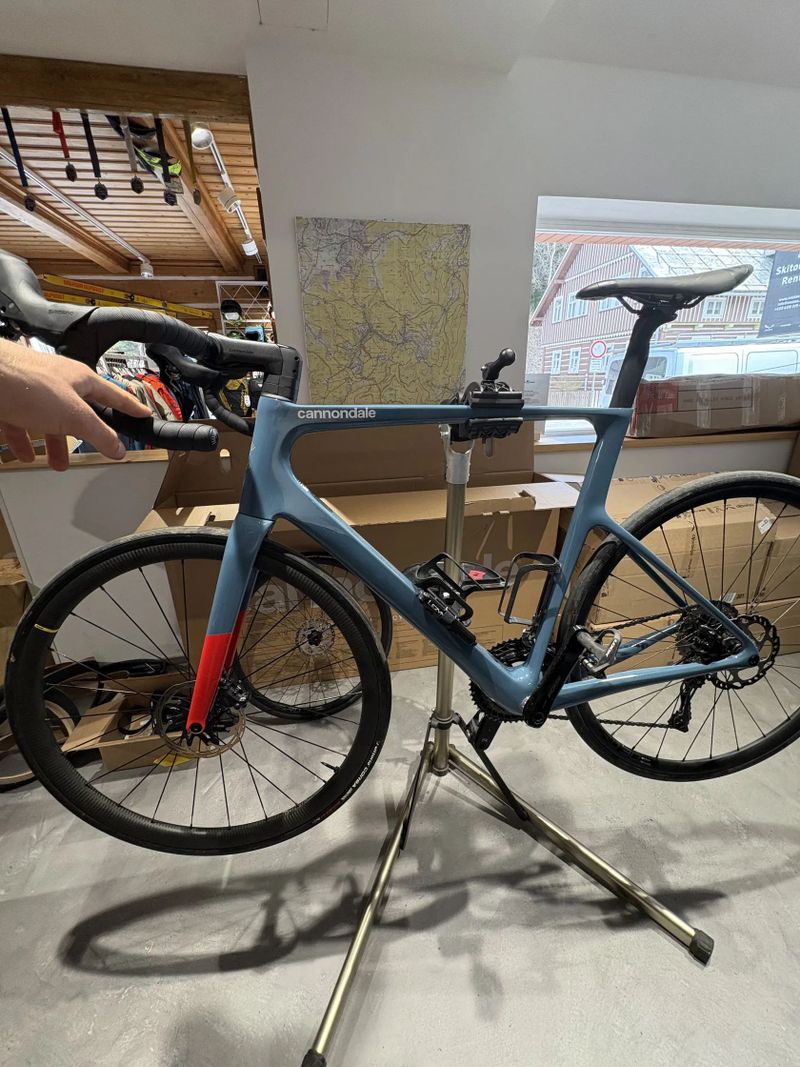 Cannondale SuperSix Evo + Mavic Cosmic S 30mm - Skvělý stav 