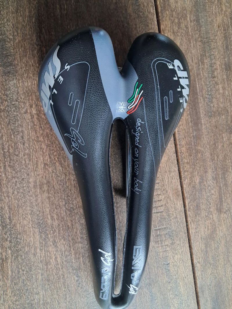 Selle SMP extra gel. Nové sedlo.