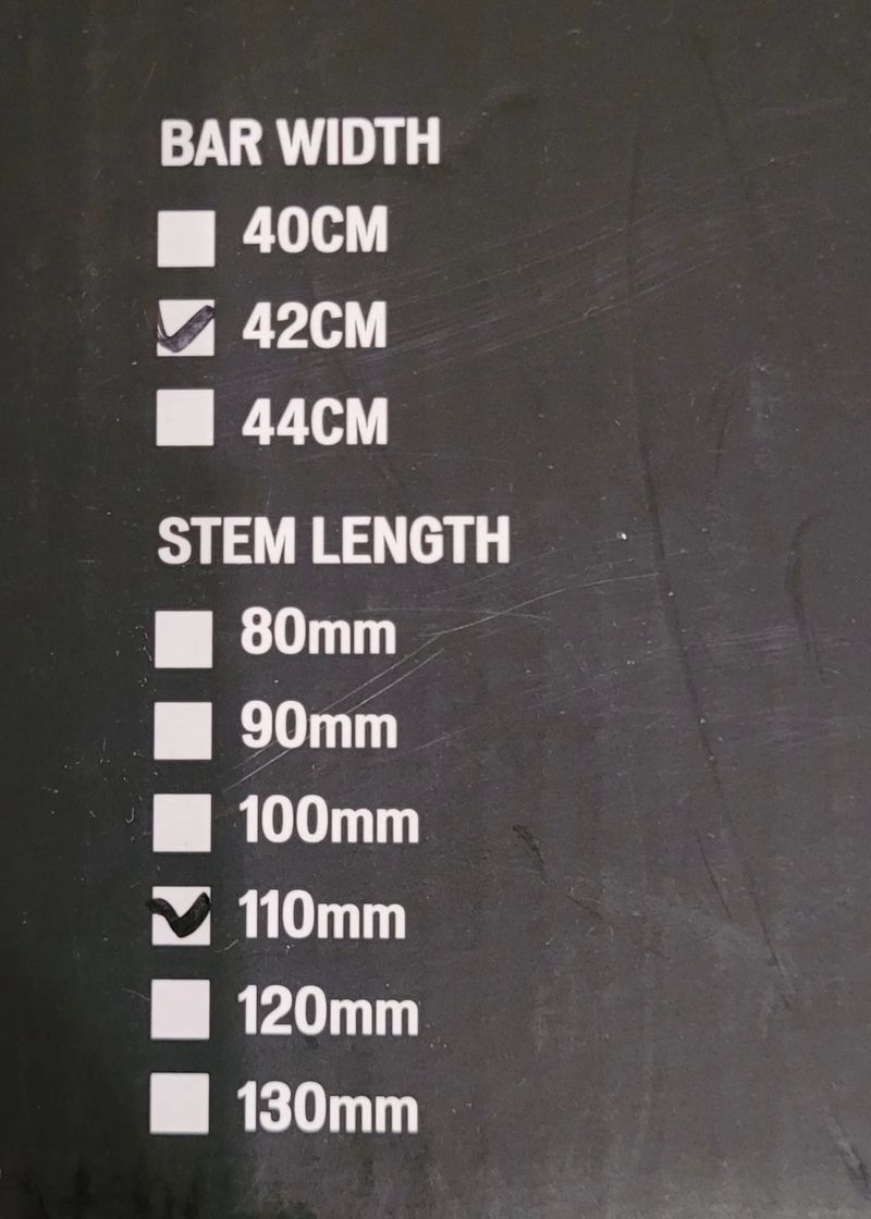 SPECIALIZED ROVAL ALPINIST kokpit + sedlovka