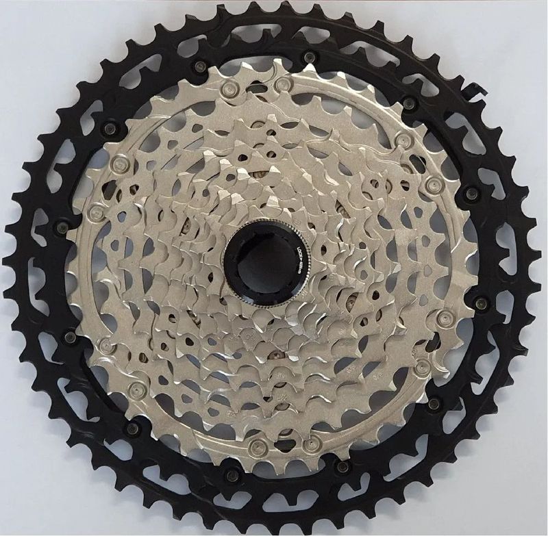 Shimano XT 8100 10-51z NOVÁ