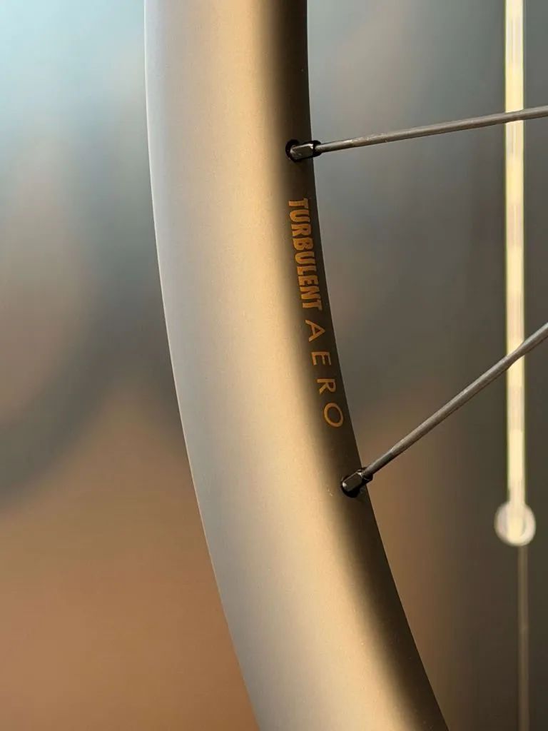 zapletená kola Reserve RSV 34/37 TA (Zipp)