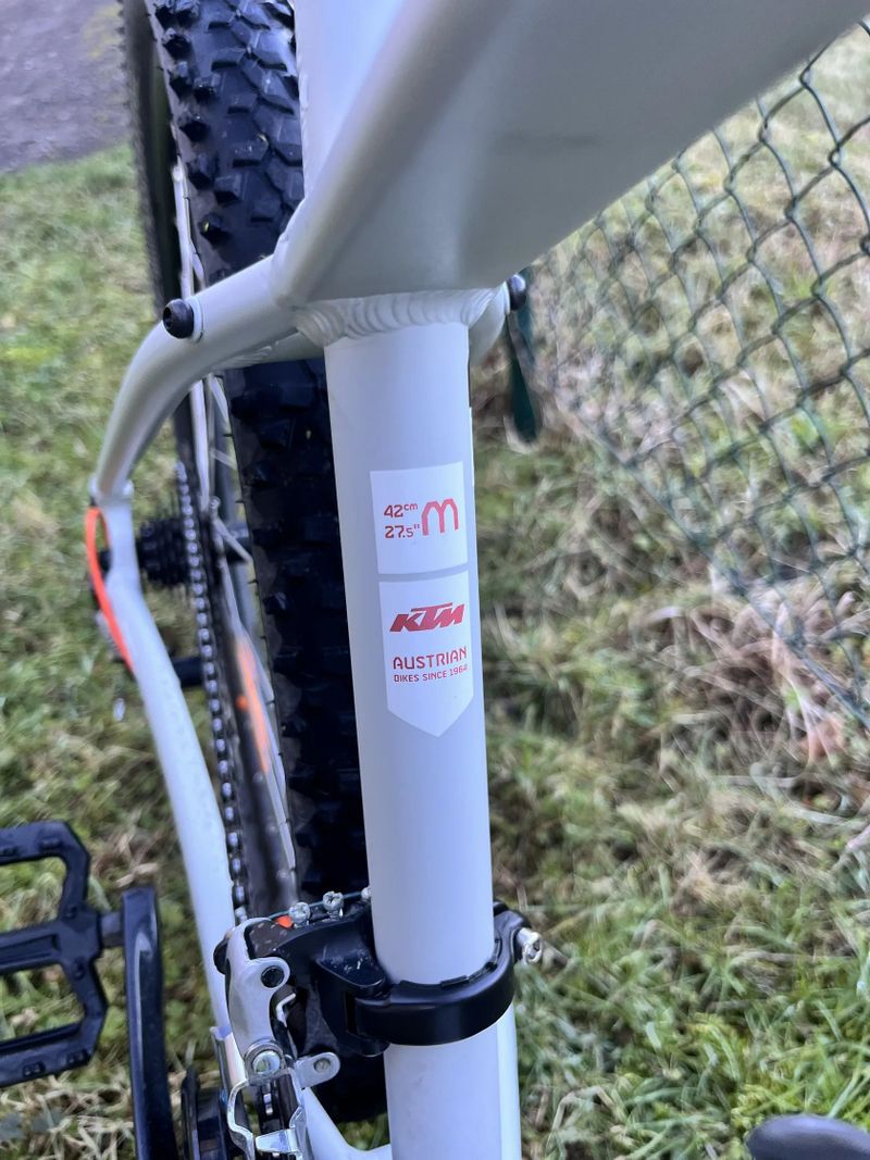Dámské horské kolo KTM 27,5" - M 
