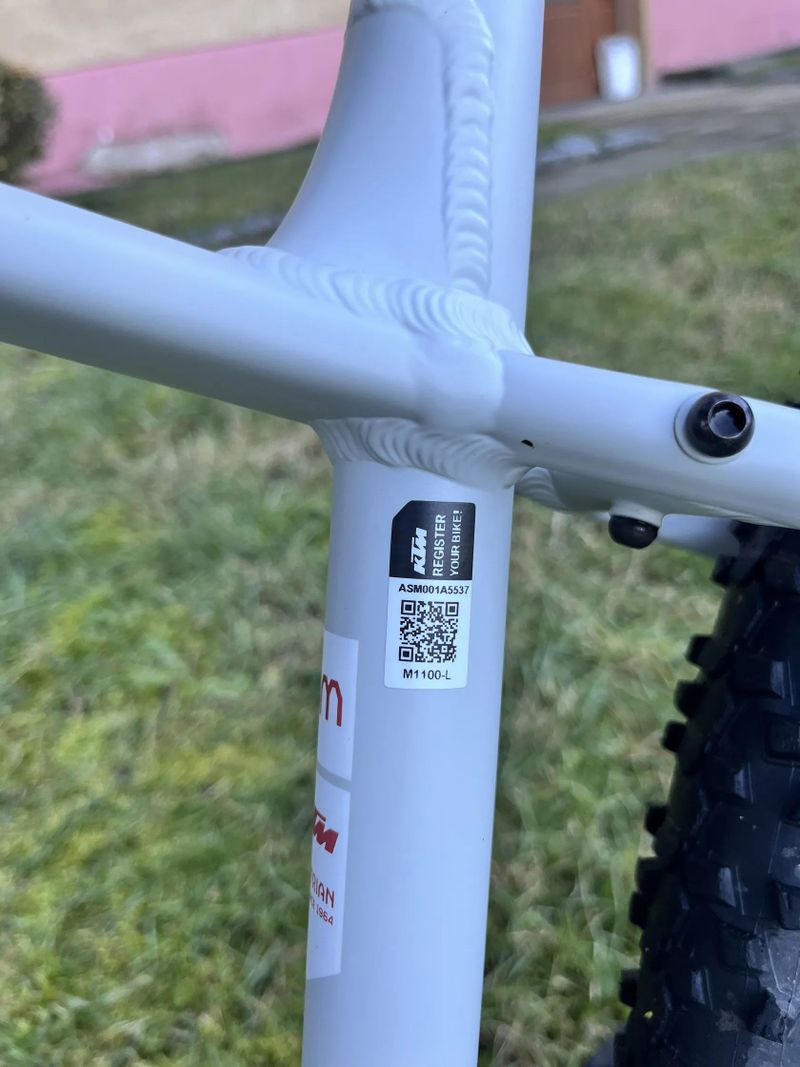 Dámské horské kolo KTM 27,5" - M 