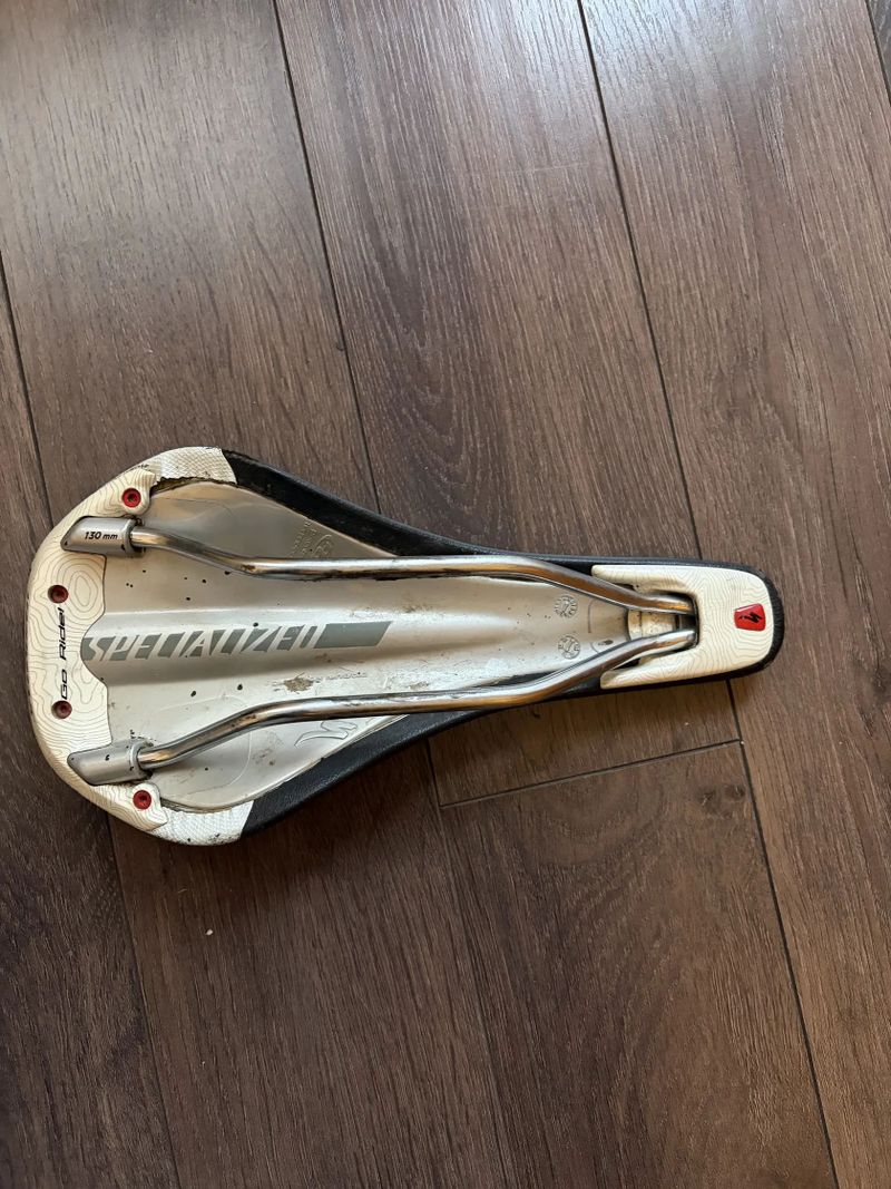 Specialized Henge sedlo