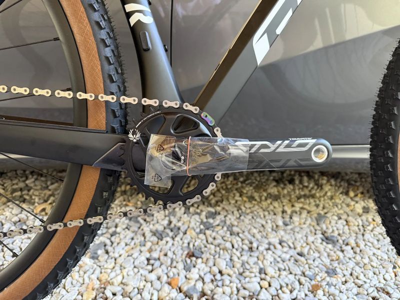 Ghost Lector PRO, vel. M, model 2025, super výbava za 50% ceny !