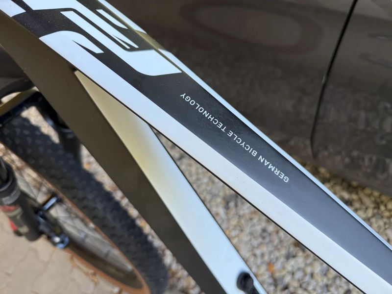 Ghost Lector PRO, vel. M, model 2025, super výbava za 50% ceny !