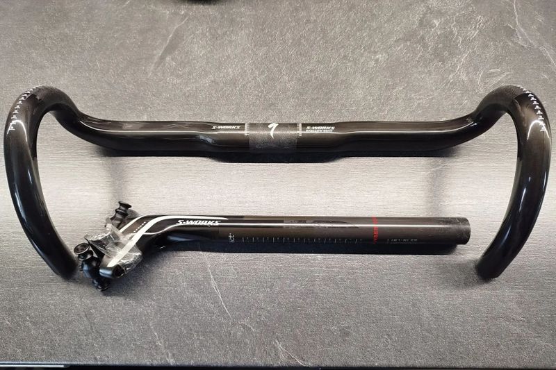 Silniční řídítka Specialized SW +sedlovka