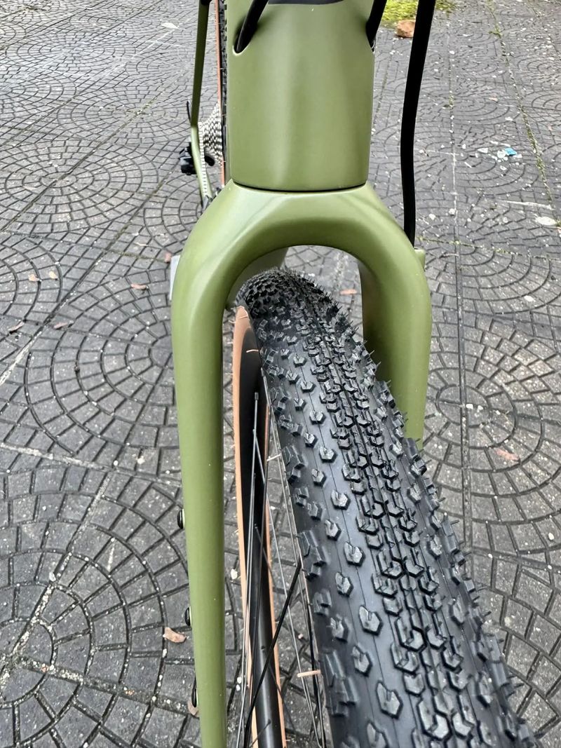 Gravel DEDACCIAI POLVERE C, GRX 820 2x12, Army Green - vel. XL