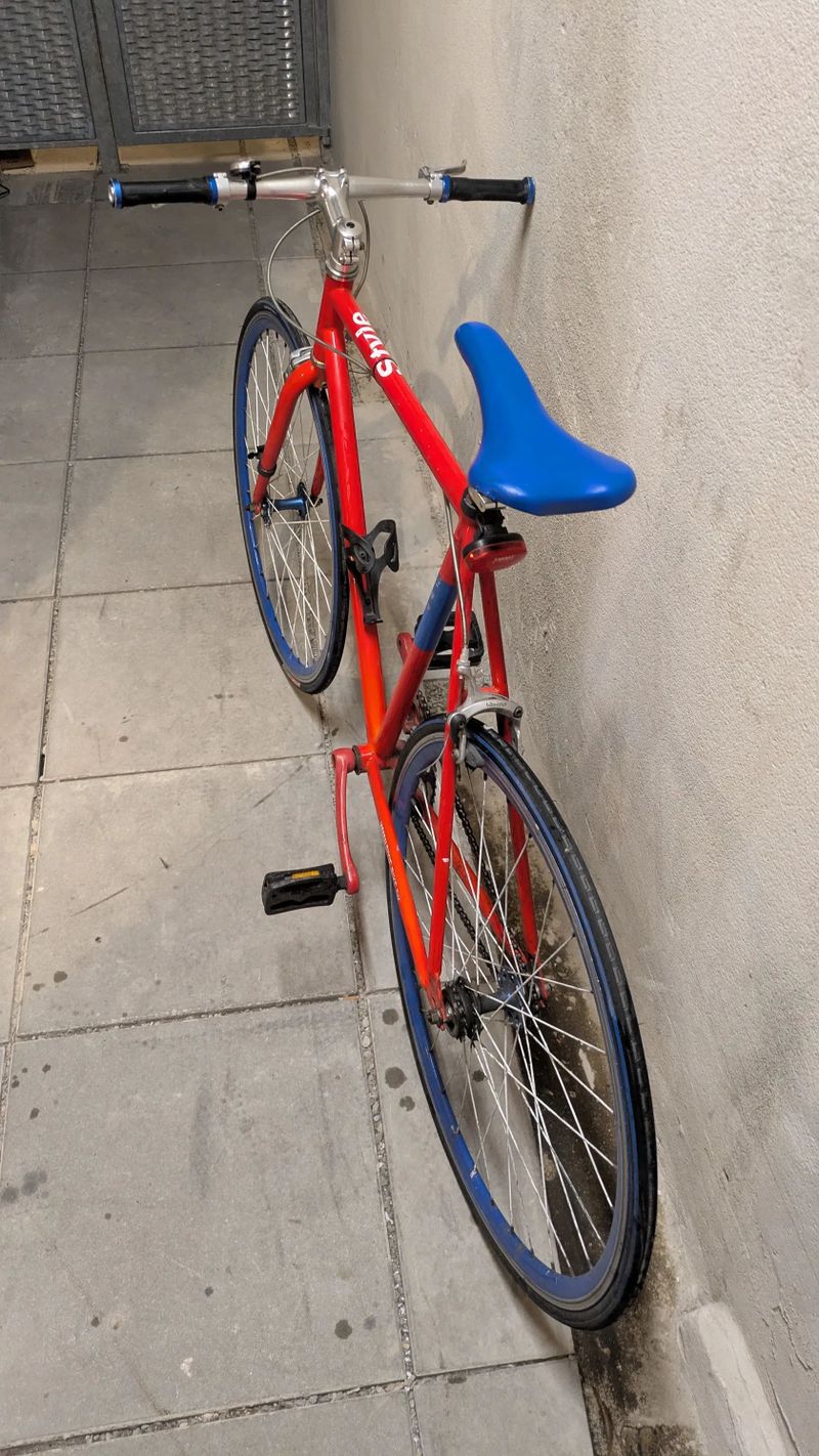 Fixie / singlespeed městské kolo, brzdy