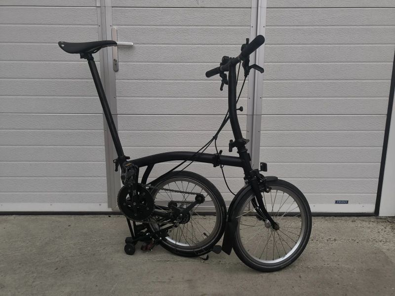 Skládací kolo Brompton C Line jednobarevné black edice, Black