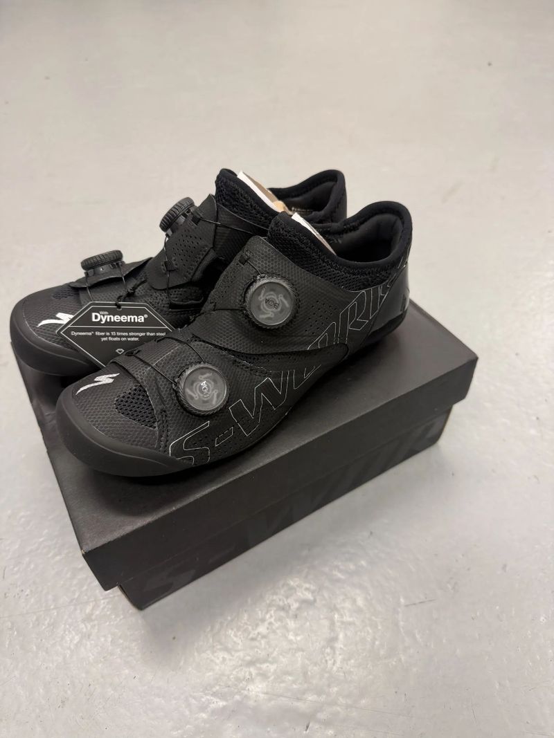 Tretry s-works ares 36