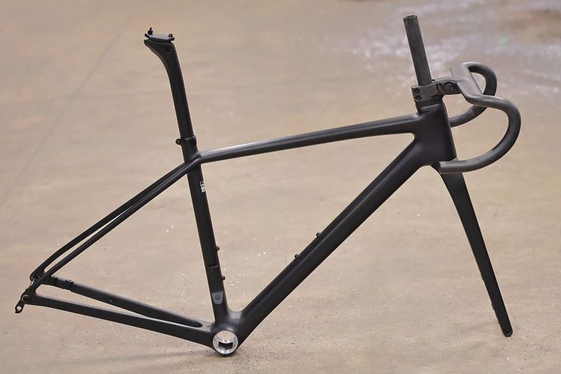 Nová nejetá rámová sada Ican FL1 49 + řídítka Avian Falcon II 80/380 mm