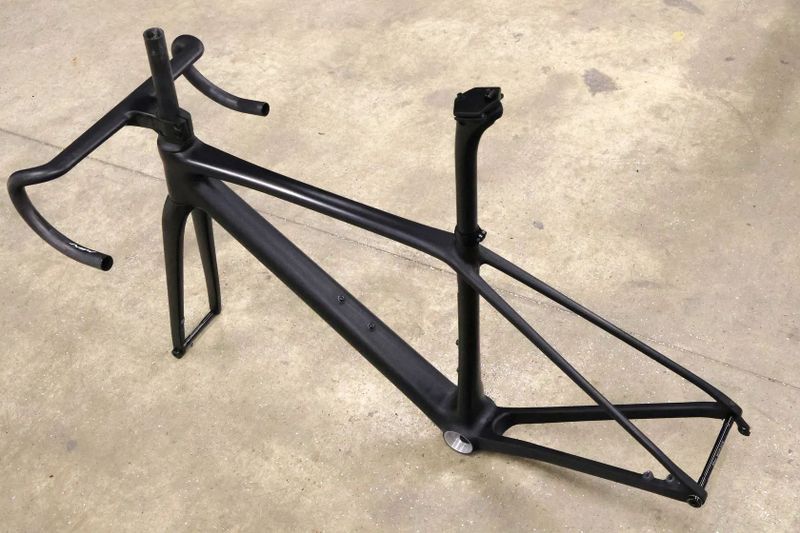 Nová nejetá rámová sada Ican FL1 49 + řídítka Avian Falcon II 80/380 mm