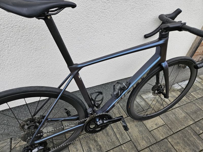 Giant TCR Advanced Pro 0 Di2, velikost ML