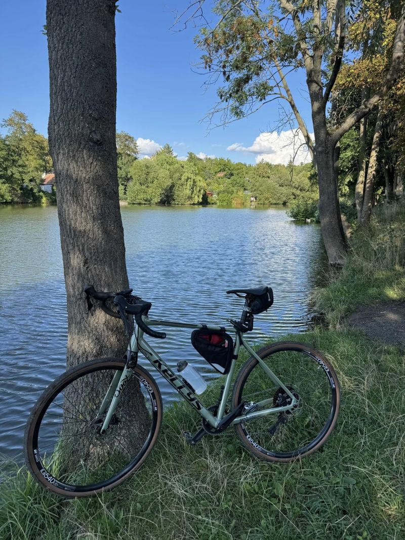 Kellys Soot 70 (vel. XL) – výbava GRX, najeto pouze 1000 km doklad o koupi i serviska