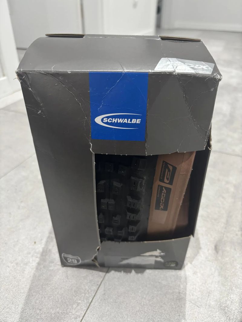 Schwalbe Nobby Nic 62-622 29x2,40 Performance E-50 Addix Bronz