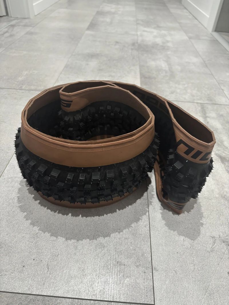 Schwalbe Nobby Nic 62-622 29x2,40 Performance E-50 Addix Bronz